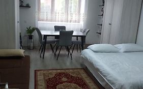Fully Furnished Studio